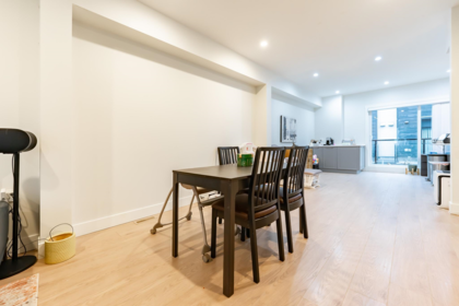 Kitchen Island Photo of 180 2277 Oak Meadows Drive, Surrey, BC