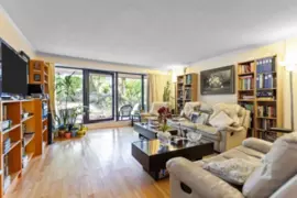 10 1425 Lamey's Mill Road, Vancouver, BC