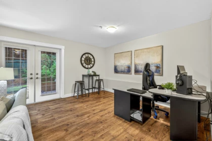 Mudroom Photo of 17 19932 70 Avenue, Langley, BC