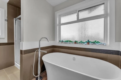 Basement Recreation Room Photo of 3474 Gislason Avenue, Coquitlam, BC