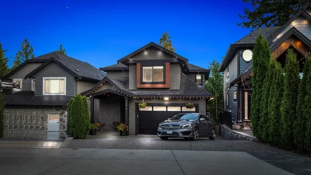 Outdoor Kitchen Photo of 3474 Gislason Avenue, Coquitlam, BC