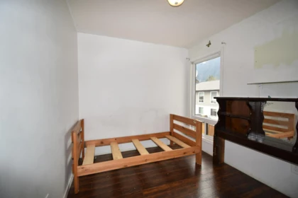 Bedroom 4 Photo of 633 Douglas Street, Hope, BC