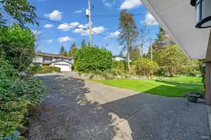Hot Tub / Spa Photo of 1006 Sinclair Street, West Vancouver, BC