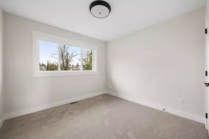 Powder Room Photo of 16742 20a Avenue, Surrey, BC