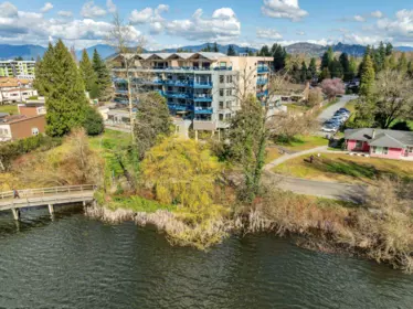 Hot Tub / Spa Photo of 6 33160 Plaxton Crescent, Abbotsford, BC