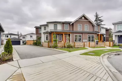 1 20537 75a Avenue, Langley, BC, Langley — Row House (Non-Strata) for sale
