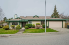 10523 Fraserglen Drive, Surrey, BC