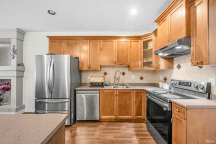 Breakfast Nook Photo of 35 6195 168 Street, Surrey, BC