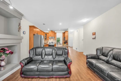 Kitchen Photo of 35 6195 168 Street, Surrey, BC
