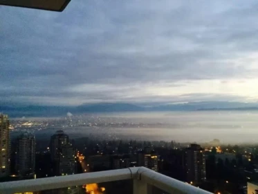 3703 4880 Bennett Street, Burnaby, BC, Burnaby — Apartment/Condo for sale