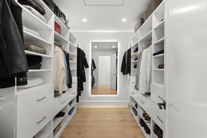 Hallway Photo of 4050 Ripple Place, West Vancouver, BC
