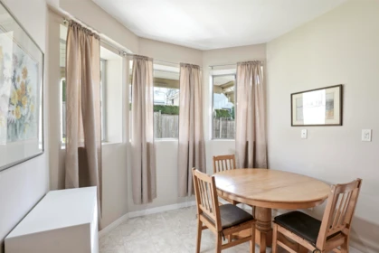 Basement Recreation Room Photo of 12708 17a Avenue, Surrey, BC