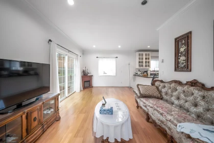 4706 Sardis Street, Burnaby, BC, Burnaby — Half Duplex for sale