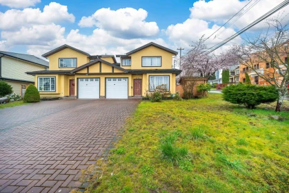 4706 Sardis Street, Burnaby, BC, Burnaby — Half Duplex for sale