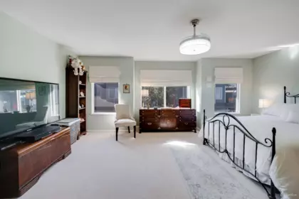 Basement Recreation Room Photo of 45 3363 Rosemary Heights Crescent, Surrey, BC