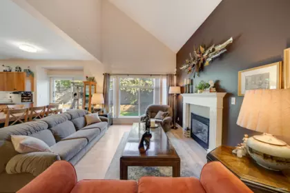 Breakfast Nook Photo of 45 3363 Rosemary Heights Crescent, Surrey, BC