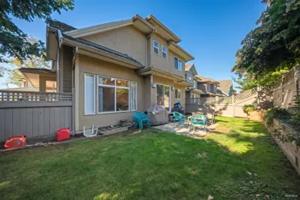 45 3363 Rosemary Heights Crescent, Surrey, BC, Surrey — Single Family Residence for sale