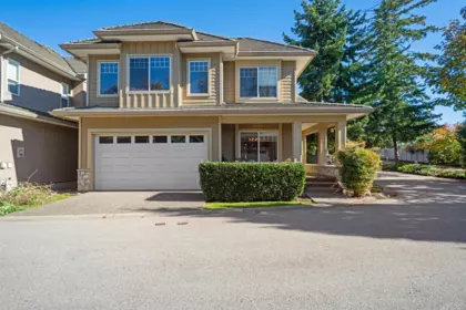 45 3363 Rosemary Heights Crescent, Surrey, BC, Surrey — Single Family Residence for sale