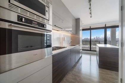 Kitchen Island Photo of 1406 2378 Alpha Avenue, Burnaby, BC