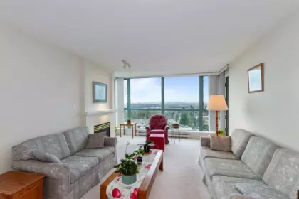 906 6622 Southoaks Crescent, Burnaby, BC, Burnaby — Apartment/Condo for sale