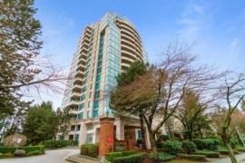 906 6622 Southoaks Crescent, Burnaby, BC