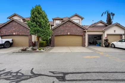 32 2525 Yale Court, Abbotsford, BC, Abbotsford — Townhouse for sale