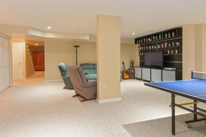Hallway Photo of 15560 36b Avenue, Surrey, BC