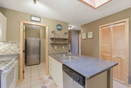 Basement Recreation Room Photo of 706 1750 Mckenzie Road, Abbotsford, BC