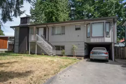 9704 131 Street, Surrey, BC, Surrey — Single Family Residence for sale