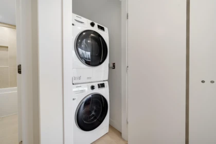 Basement Recreation Room Photo of 808 13573 98a Avenue, Surrey, BC