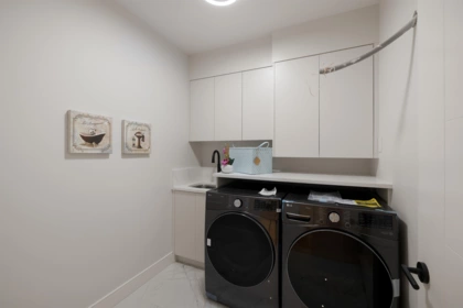 Basement Recreation Room Photo of 838 E 14th Street, North Vancouver, BC