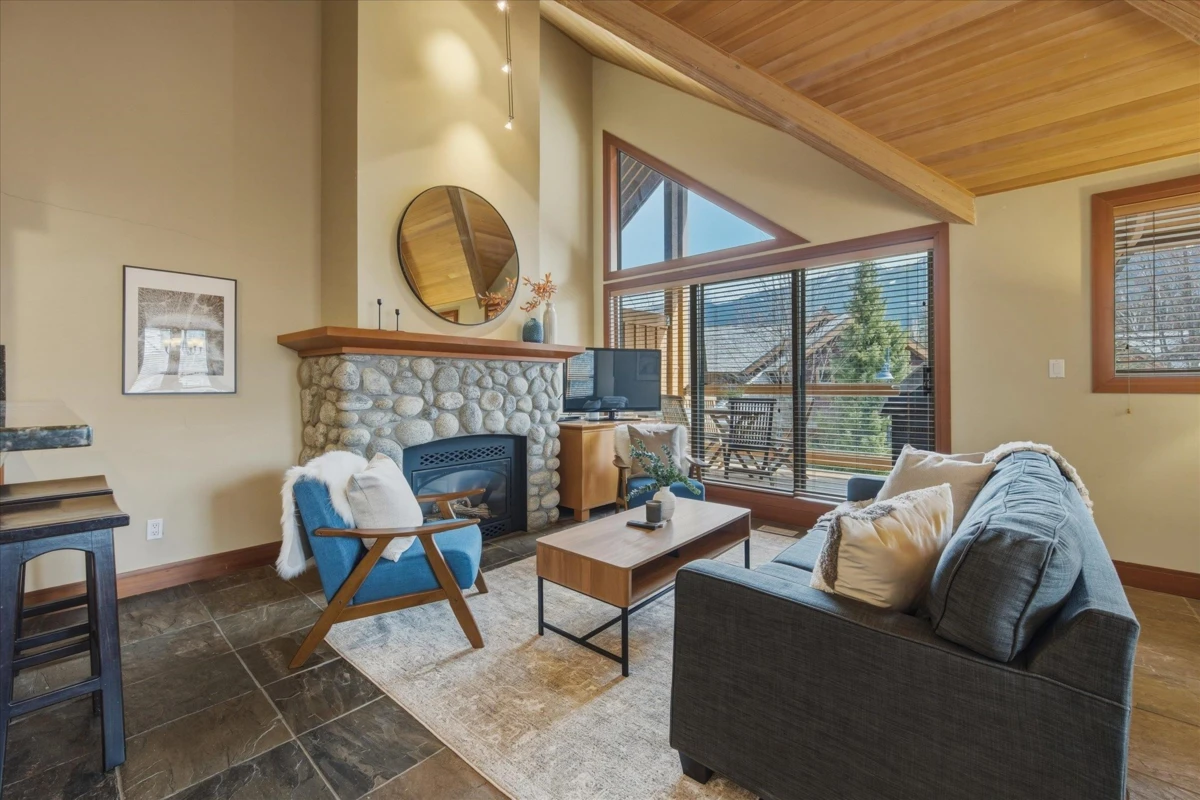 Living Room Photo of 4827 Casabella Crescent, Whistler, BC