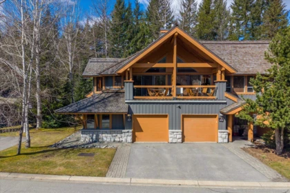 4827 Casabella Crescent, Whistler, BC, Whistler — Townhouse for sale