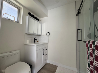 Hallway Photo of 50615 Slanzi Road, Boston Bar / Lytton, BC