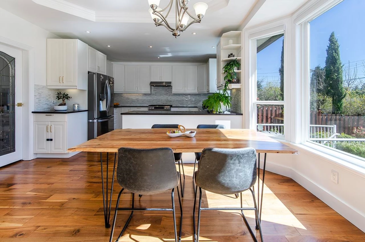 Dining Area Photo of 1075 Adderley Street, North Vancouver, BC