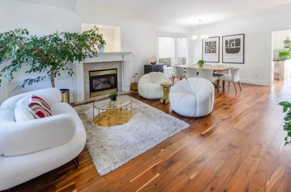 Breakfast Nook Photo of 1075 Adderley Street, North Vancouver, BC