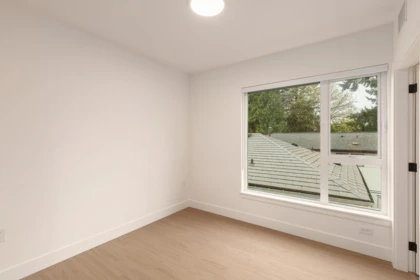 Office / Den Photo of 210 2235 E Broadway, Vancouver, BC
