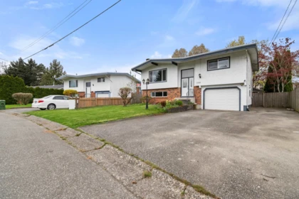 7205 Gordon Drive, Chilliwack, BC, Chilliwack — Single Family Residence for sale