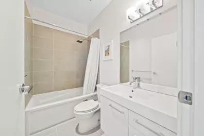 Guest Bathroom Photo of 601 668 Columbia Street, New Westminster, BC