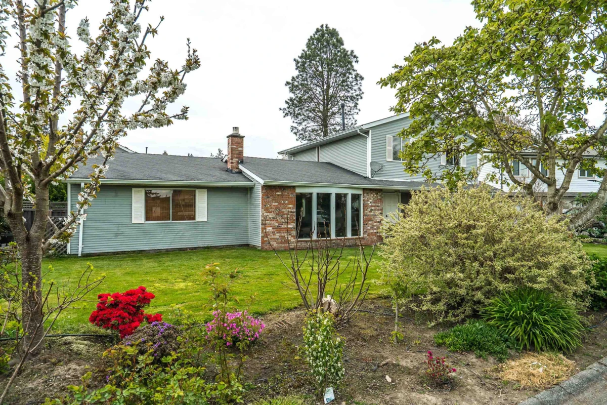 Family Room Photo of 5463 50 Avenue, Delta, BC