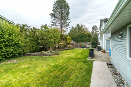 Garden / Landscaping Photo of 5463 50 Avenue, Delta, BC