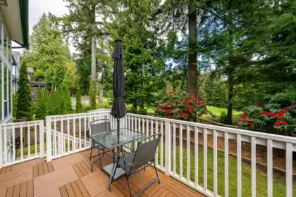Garden / Landscaping Photo of 3283 Chartwell Green, Coquitlam, BC
