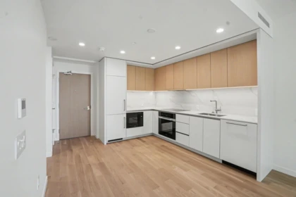 Kitchen Photo of 604 3963 Uplands Way, West Vancouver, BC