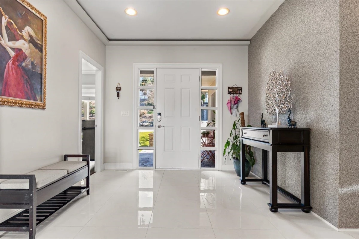 Dining Area Photo of 125 51075 Falls Court, Chilliwack, BC