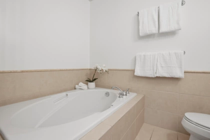 Hot Tub / Spa Photo of 38645 Westway Avenue, Squamish, BC
