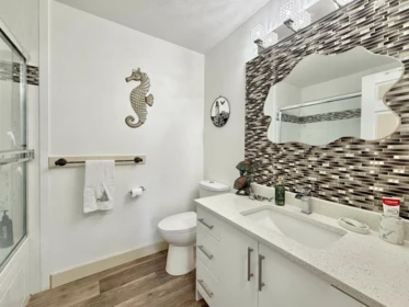Primary Bedroom Photo of 1271 Fitchett Road, Gibsons, BC