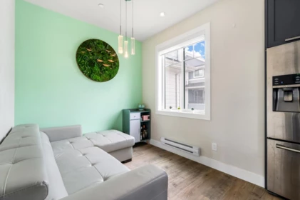 Walk-In Closet Photo of 12 189 Wood Street, New Westminster, BC