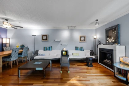 Primary Bedroom Photo of 302 1520 Vidal Street, White Rock, BC