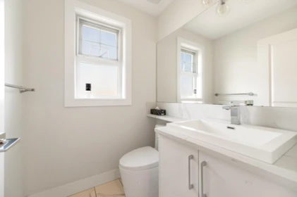 Primary Bathroom Photo of 17 9211 Mckim Way, Richmond, BC