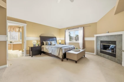Entry Foyer Photo of 3528 Canterbury Drive, Surrey, BC